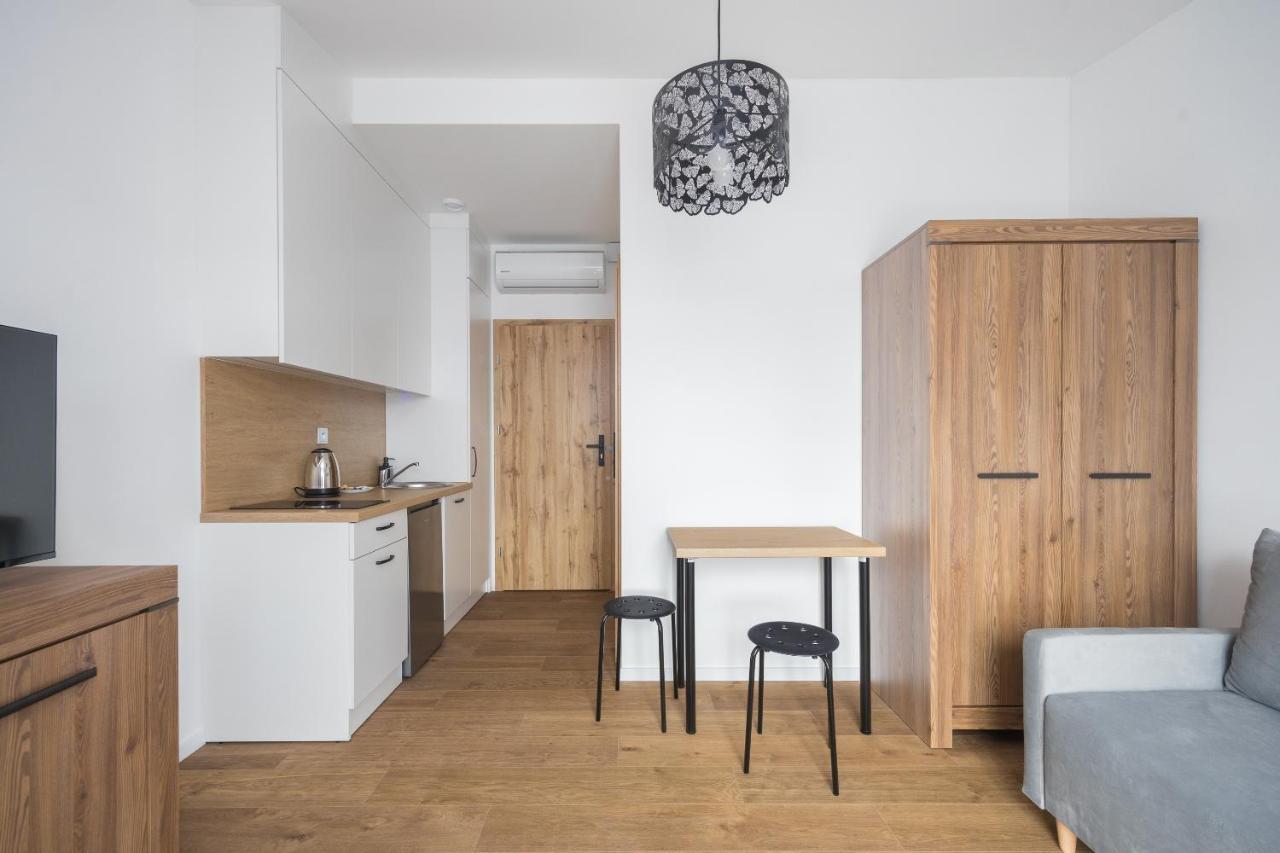 Hohome Comfy Apartments วอร์ซอ ภายนอก รูปภาพ
