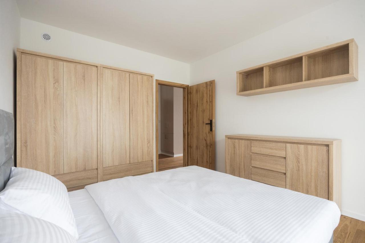 Hohome Comfy Apartments วอร์ซอ ภายนอก รูปภาพ